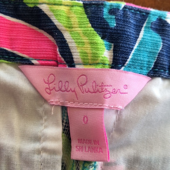 Lilly Pulitzer Magnolia Scallop Hem Side Zip Shorts in Private Island Sz 0-EUC - Picture 5 of 7